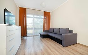 Pogonowskiego 2-Bedroom Apartment by BookingHost